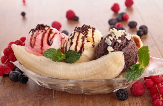 Celebrate National Banana Split Day: A Sweet Adventure! (August 25th)